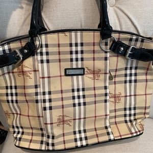 Burberry tote